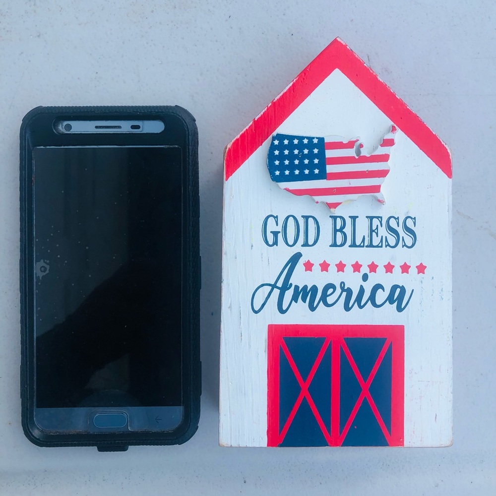 Tabletop Decor - Picture 3 of 4